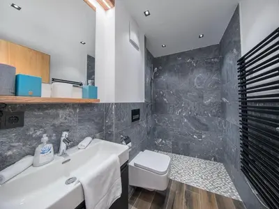 Ein Badezimmer in der Unterkunft Chalet in Neukirchen near Wildkogel Ski Arena