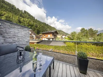 Ein allgemeiner Bergblick oder ein Berglick von der Ferienwohnung aus