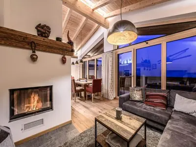 Ein Sitzbereich in der Unterkunft Nationalpark Chalet Schwarzes Hörndl