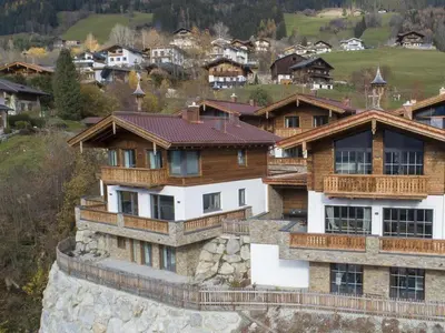Das Gebäude in dem sich das Chalet befindet