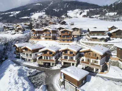 Chalet Stay near Krimml Waterfalls im Winter