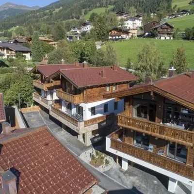 Luxury Chalet with Ski Access