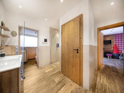 Grundriss der Unterkunft Ski-Friendly Chalet in Neukirchen