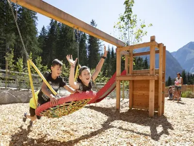 Gäste, die in der Unterkunft Chalet near Ski Lift with Garden übernachten