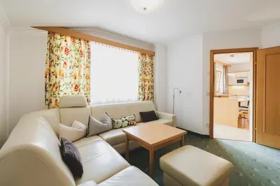 Ein Sitzbereich in der Unterkunft Das Jennerwein Appartement
