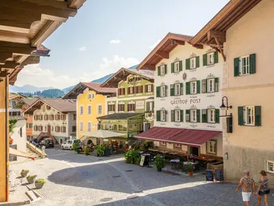 Ein allgemeiner Bergblick oder ein Berglick von der Ferienwohnung aus