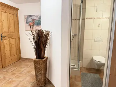 Ein Badezimmer in der Unterkunft Auhäusl Residence for 6 with private Sauna by Belle-Stay