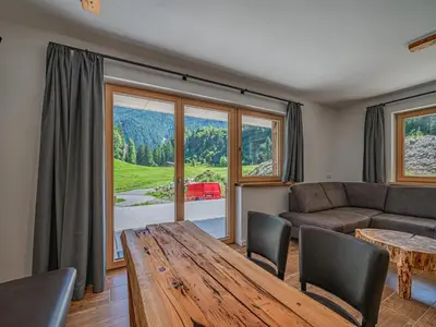 Ein Sitzbereich in der Unterkunft Haus Bergstille Top 2