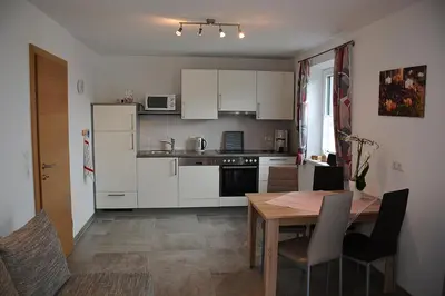 Küche/Küchenzeile in der Unterkunft Haus Panorama, Johanna Pfluger, Kirchdorf 56, A-6335 Thiersee