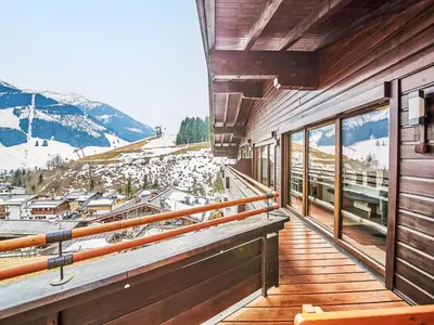 Ein allgemeiner Bergblick oder ein Berglick von der Ferienwohnung aus