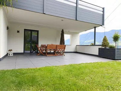 Ein Garten an der Unterkunft Ferienwohnung Vogelsang