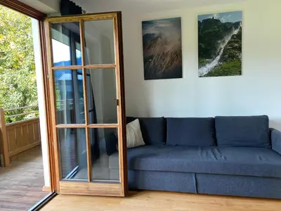 Ein Sitzbereich in der Unterkunft Alpenwald