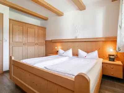 Ein Bett oder Betten in einem Zimmer der Unterkunft Landhaus Marchfeld Top 4 Top 5
