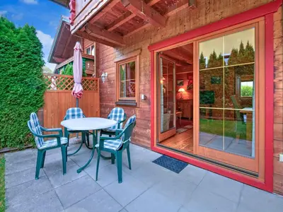 Ein Patio oder anderer Außenbereich in der Unterkunft Holiday Village Wildschönau Chalet with Garden