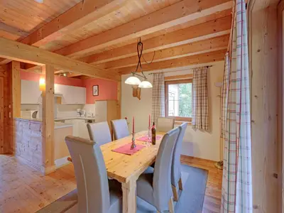 Küche/Küchenzeile in der Unterkunft Holiday Village Wildschönau Traditional Chalet