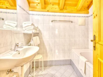 Ein Badezimmer in der Unterkunft Holiday Village Wildschönau Family Chalet