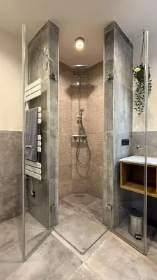Ein Badezimmer in der Unterkunft Bichler's Alpennest
