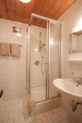 Ein Badezimmer in der Unterkunft Apartment Voithofer-2 by Interhome
