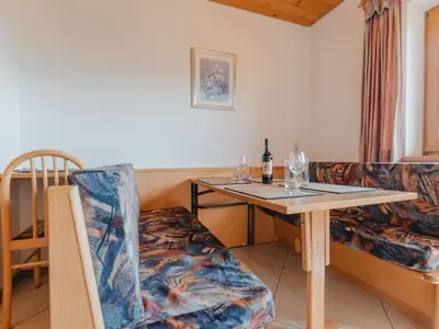 Ein Sitzbereich in der Unterkunft Apartment Voithofer-3 by Interhome