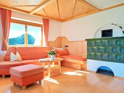 Ein Sitzbereich in der Unterkunft Holiday Home Gernkogel by Interhome