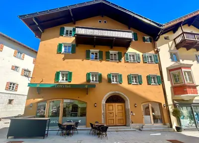 Das Gebäude in dem sich die Ferienwohnung befindet