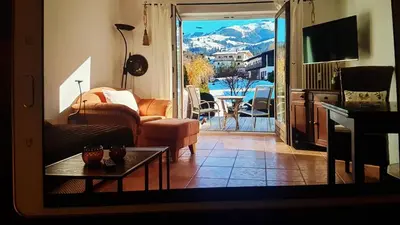 Ein allgemeiner Bergblick oder ein Berglick von der Ferienwohnung aus