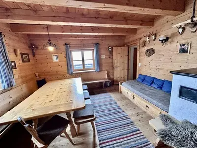 Ein Sitzbereich in der Unterkunft Lockner Hütte