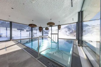 Der Swimmingpool an oder in der Nähe von Bachgut Jagdhaus Chalet