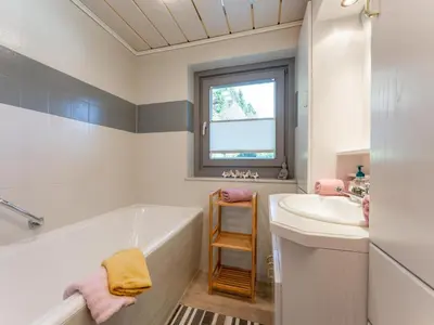Ein Badezimmer in der Unterkunft Sonnenschein I