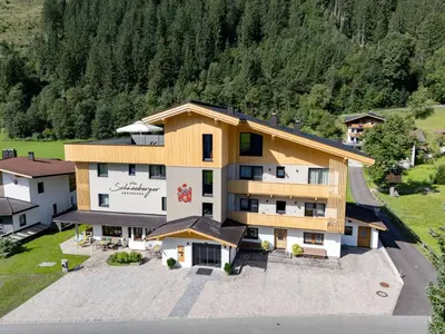 Das Gebäude in dem sich das Aparthotel befindet