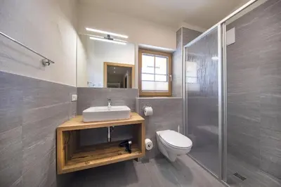 Ein Badezimmer in der Unterkunft Trattenbach Chalet Bärenbadkogel