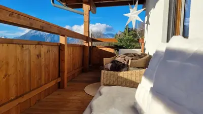 Ein Balkon oder eine Terrasse in der Unterkunft Ferienwohnung La Wurm mit privatem Whirlpool
