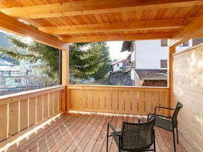 Ein Balkon oder eine Terrasse in der Unterkunft Haus Tauernblick Top 2