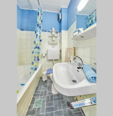 Ein Badezimmer in der Unterkunft Appartement Edelweiss Haus Bellevue Haus D