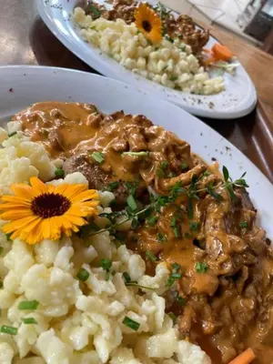 Essen im Hotel oder in der Nähe