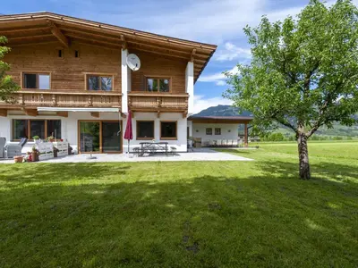 Ein Garten an der Unterkunft Peaceful apartment in the Brixental