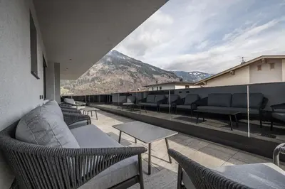 Ein allgemeiner Bergblick oder ein Berglick von der Ferienwohnung aus