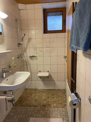 Ein Badezimmer in der Unterkunft Gemütliche Wohnung mit voll ausgestatteter Küche
