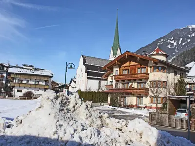 Ein allgemeiner Bergblick oder ein Berglick von der Ferienwohnung aus