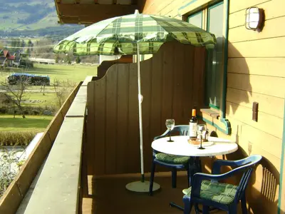 Ein allgemeiner Bergblick oder ein Berglick von der Ferienwohnung aus