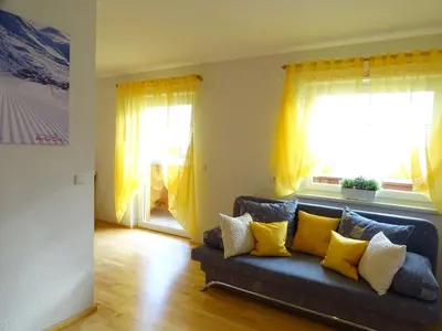 Ein Sitzbereich in der Unterkunft Alpenjuwel by PiaundDirk