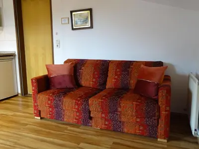 Ein Sitzbereich in der Unterkunft Appartementhaus Kaltenbach-Stumm by PiaundDirk