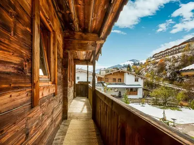 Ein Balkon oder eine Terrasse in der Unterkunft Chalet in Jochberg near Thurn Pass Skiing