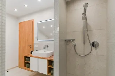 Ein Badezimmer in der Unterkunft Apartment Wildblick