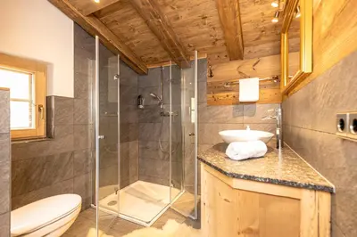 Ein Badezimmer in der Unterkunft Ferienhütte Alpenherz