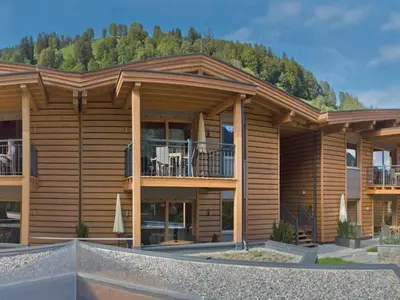 Das Gebäude in dem sich das Ferienhaus befindet