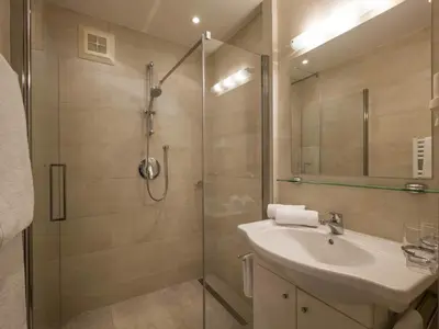 Ein Badezimmer in der Unterkunft Holiday apartment Alpenrose in Huaterhof