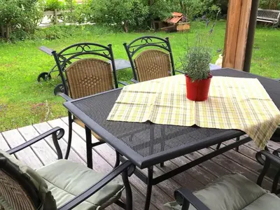 Ein Garten an der Unterkunft Holiday Home Haus Barbara in Aschau im Zillertal by Interhome