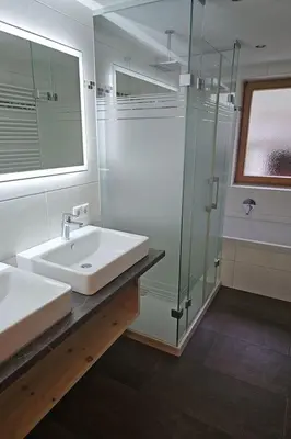Ein Badezimmer in der Unterkunft Apartment Kröller by Interhome