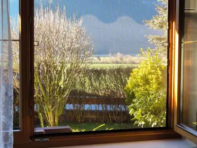 Ein Garten an der Unterkunft Zillertal Alpenblick